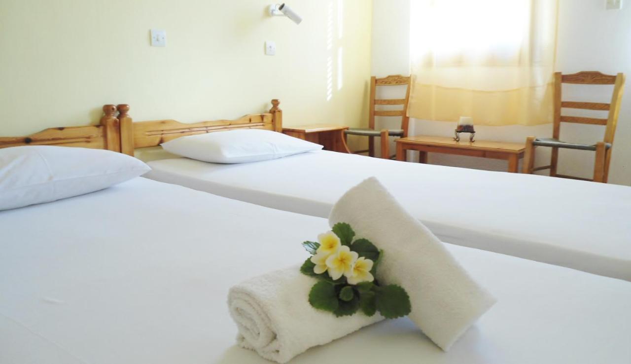 Hotel Katerina Palaiochora Esterno foto